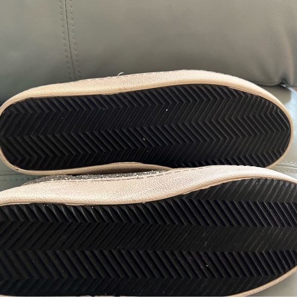 Silver Glitter Skater Shoes, Sz 9 - Picture 2 of 2